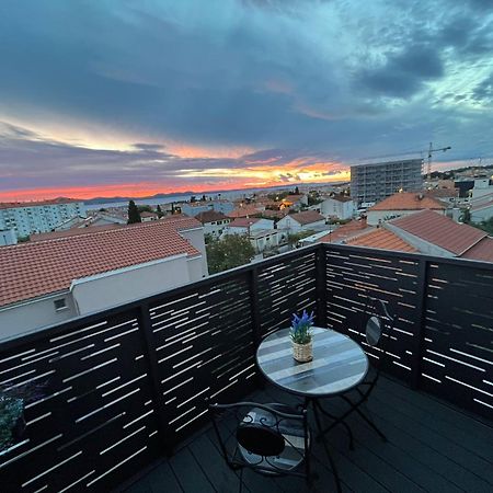 Seaview Apartments Roberta Zadar Bagian luar foto