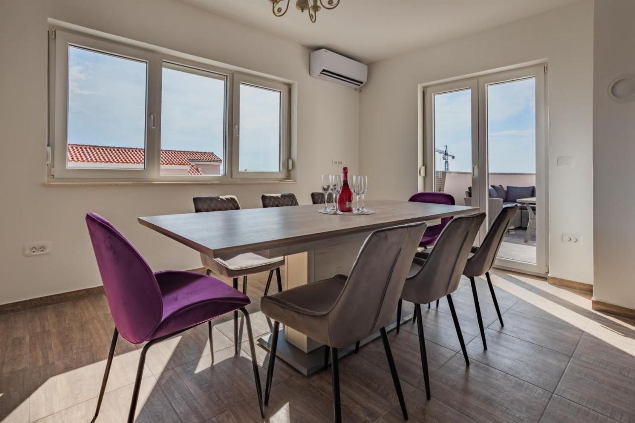Seaview Apartments Roberta Zadar Bagian luar foto