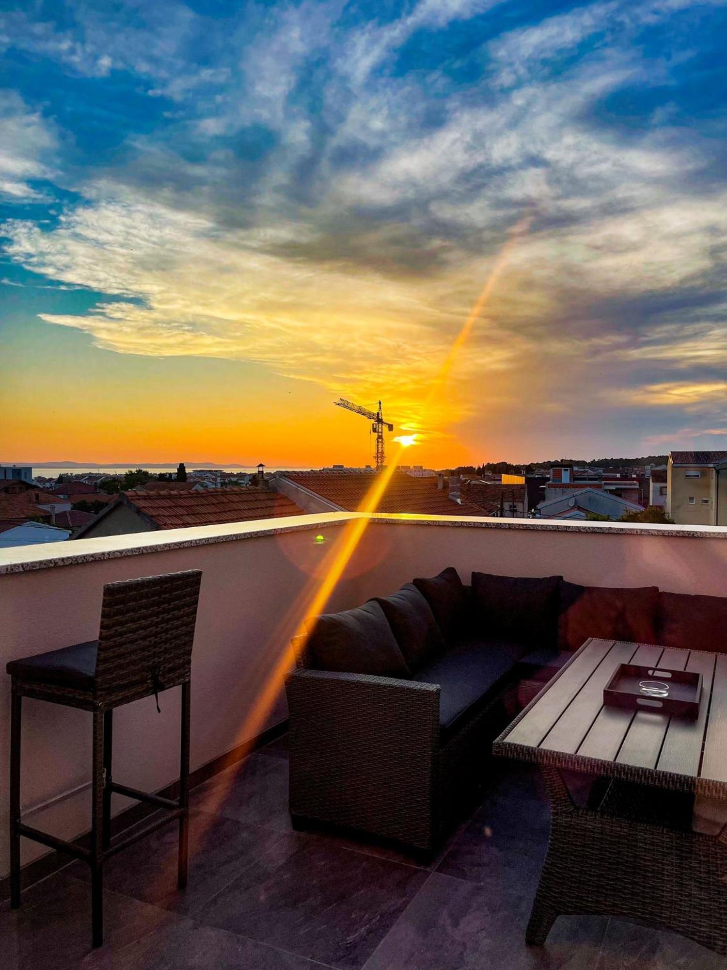 Seaview Apartments Roberta Zadar Bagian luar foto